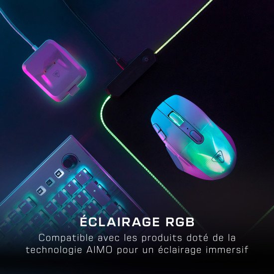 Turtle Beach Kone XP Air - Souris gaming RGB ergonomique, personnalisable et sans fil, Bluetooth, capteur optique 19 000 DPI, autonomie de batterie de 100 heures, station de charge, 29 entrées programmables, éclairage AIMO RGB, molette 4D Blanc
