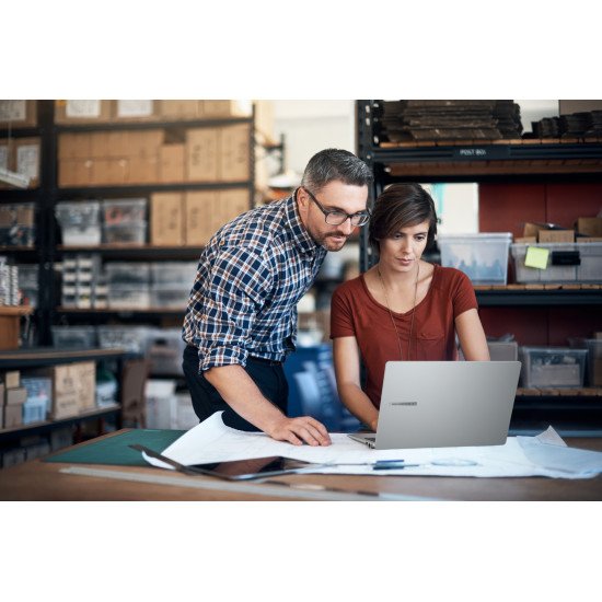 ASUS ExpertBook P1 PM1503CDA-S70323X AMD Ryzen™ 7 170 Ordinateur portable 39,6 cm (15.6") Full HD 32 Go DDR5-SDRAM 1 To SSD Wi-Fi 6E (802.11ax) Windows 11 Pro Belge Gris