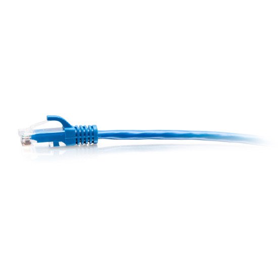 C2G Câble de raccordement Ethernet fin Cat6a non blindé (UTP) avec protection anti-accrochage de 1,2 m - Bleu