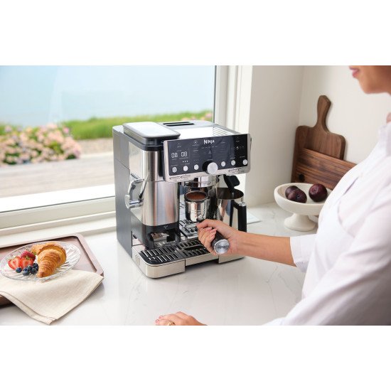 Ninja ES701EU machine à café Semi-automatique Machine à expresso 2 L