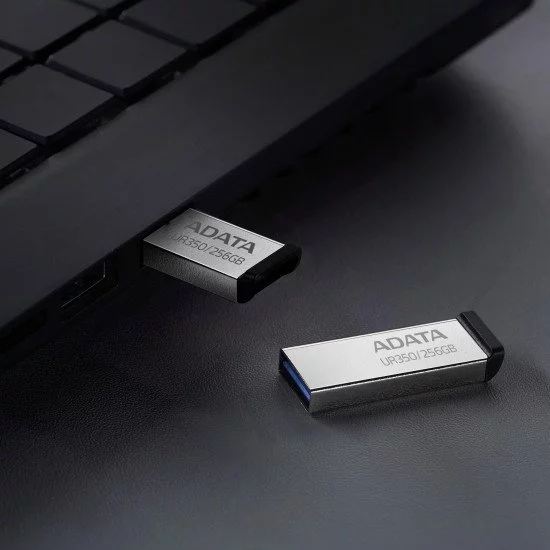 ADATA UR350 lecteur USB flash 256 Go USB Type-A 3.2 Gen 1 (3.1 Gen 1) Noir, Argent ADATA UR350 lecteur USB flash 256 Go USB Type-A 3.2 Gen 1 (3.1 Gen 1) Noir, Argent