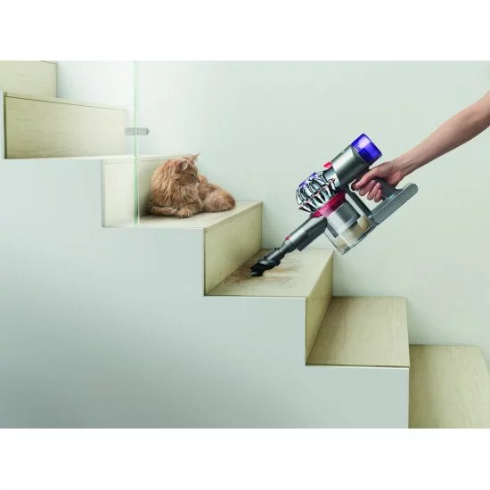 Dyson V8 Advanced Dyson V8 Advanced