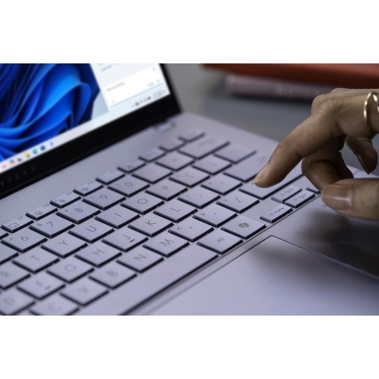 ASUS Vivobook S 14 OLED S5406SA-QD230W Intel Core Ultra 7 258V Ordinateur portable 35,6 cm (14") WUXGA 32 Go LPDDR5x-SDRAM 1 To SSD Wi-Fi 7 (802.11be) Windows 11 Home Allemand Bleu ASUS Vivobook S 14 OLED S5406SA-QD230W Intel Core Ultra 7 258V Ordinateur portable 35,6 cm (14") WUXGA 32 Go LPDDR5x-SDRAM 1 To SSD Wi-Fi 7 (802.11be) Windows 11 Home Allemand Bleu