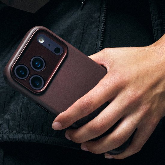 Decoded D26IPO17PMBC1CN coque de protection pour téléphones portables 17,5 cm (6.9") Housse Marron, Chocolat