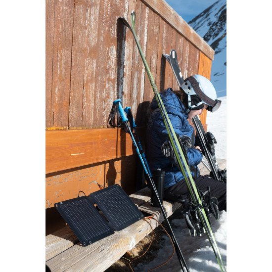 Xtorm SolarBooster 14W - Foldable Solar Panel