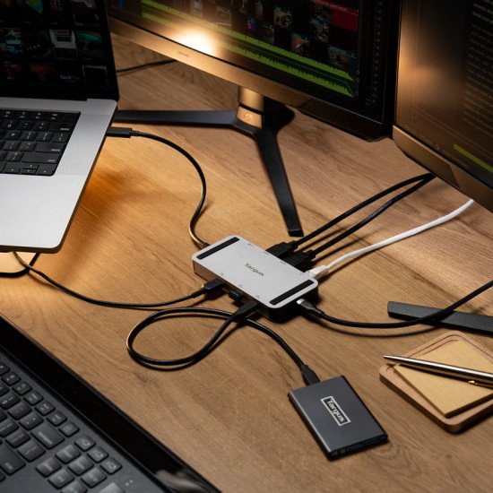 Targus DOCK429GL station d'accueil Avec fil USB4 Argent