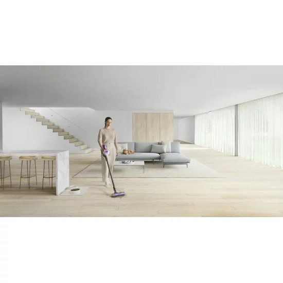 Dyson V8 Advanced Dyson V8 Advanced