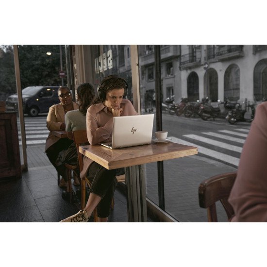 HP EliteBook 8 Flip G1i 13 AI Intel Core Ultra 5 225U Hybride (2-en-1) 33,8 cm (13.3") Écran tactile WUXGA 16 Go LPDDR5x-SDRAM 512 Go SSD Wi-Fi 6E (802.11ax) Windows 11 Pro Argent HP EliteBook 8 Flip G1i 13 AI Intel Core Ultra 5 225U Hybride (2-en-1) 33,8 cm (13.3") Écran tactile WUXGA 16 Go LPDDR5x-SDRAM 512 Go SSD Wi-Fi 6E (802.11ax) Windows 11 Pro Argent