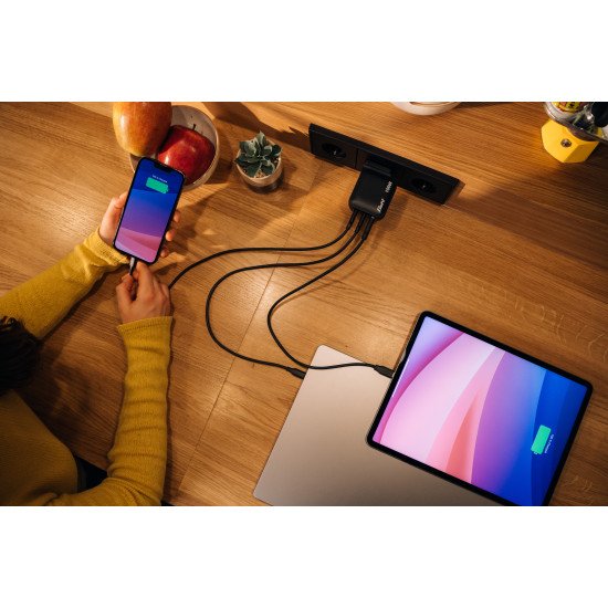 Verbatim GaN Charger 100W Universel Noir Secteur Charge rapide Intérieure Verbatim GaN Charger 100W Universel Noir Secteur Charge rapide Intérieure