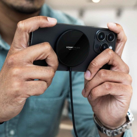Vonmählen Aura Mini Smartphone Noir USB Recharge sans fil Intérieure
