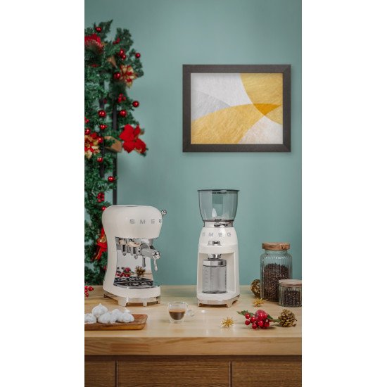 Smeg ECF02CREU machine à café Manuel Machine à expresso 1,1 L
