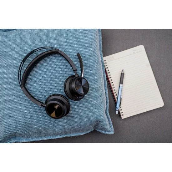 POLY Micro-casque Voyager Focus 2 USB-C-C + adaptateur USB-C/A POLY Micro-casque Voyager Focus 2 USB-C-C + adaptateur USB-C/A
