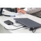 Manhattan Dock/hub USB-C avec lecteur de cartes et MST, 7 ports : Ethernet, 2x HDMI 4K@60Hz, 3x USB-A + USB-C, avec PD 100W - nécessite un chargeur USB-C externe (non inclus). Alimenté par USB (aucune alimentation externe requise) lorsque le PD n'est pas 