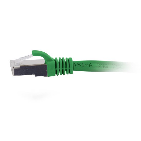 C2G Câble de raccordement Ethernet fin Cat6a non blindé (UTP) avec protection anti-accrochage de 2,1 m - Noir