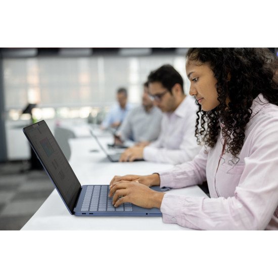 Kensington Filtre de confidentialité amovible pour MacBook Neo 13”